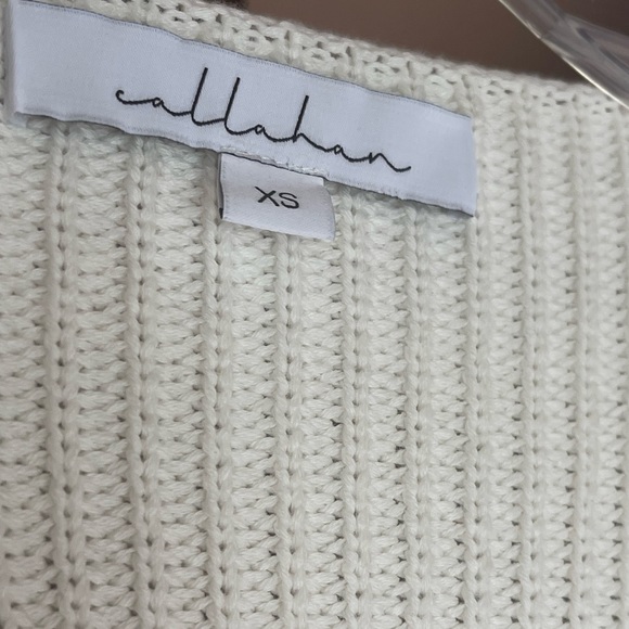 Beautiful white surplice wrap sweater NWT Size XS - Picture 6 of 8